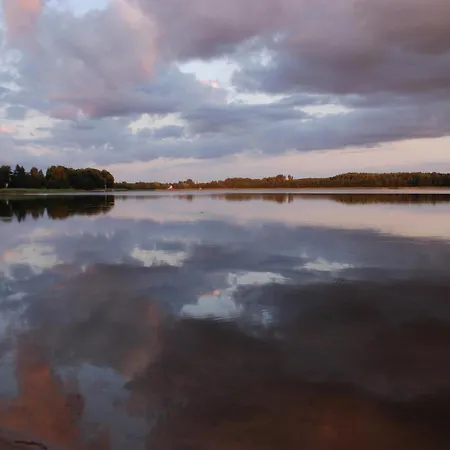 Moderner Im Mit Seezugang Dabel