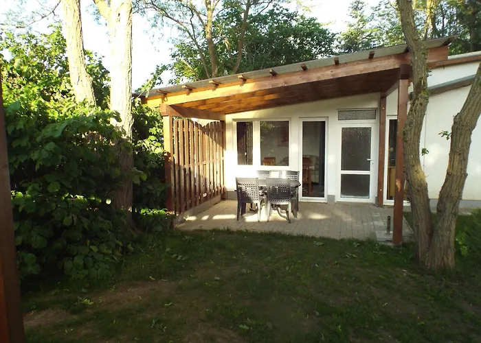 Holiday home Moderner Im Mit Seezugang *
